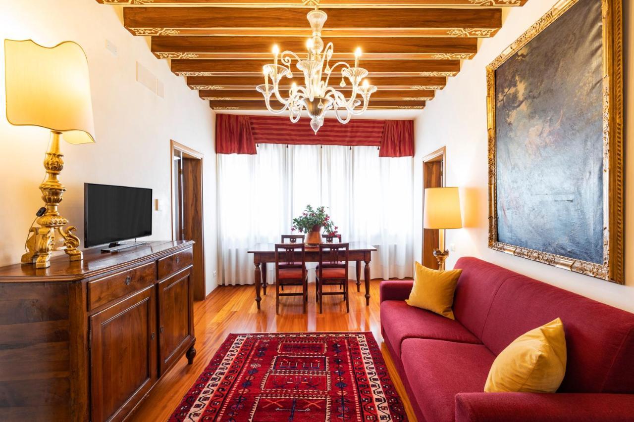 Palazzo Schiavoni Residenza D'epoca & Suite-apartments * Venetië