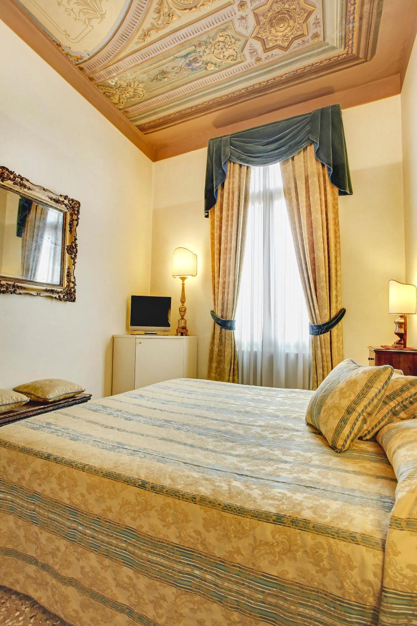 Palazzo Schiavoni Residenza D'epoca & Suite-apartments Venetië